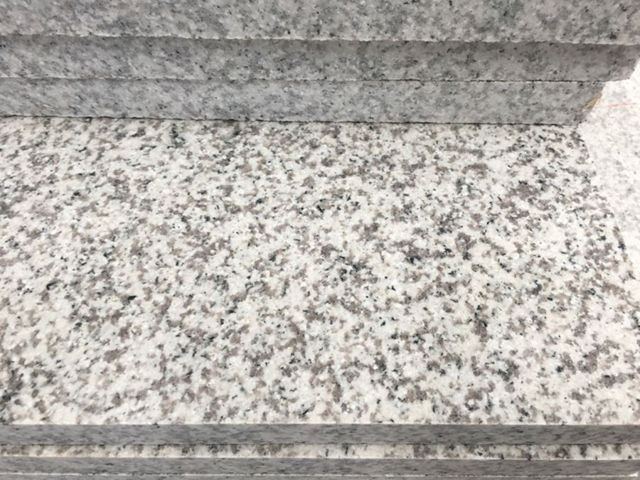 Ivory White Granite Tile
