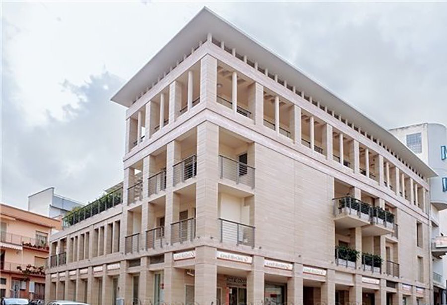 Serpeggiante Classico Building.jpg