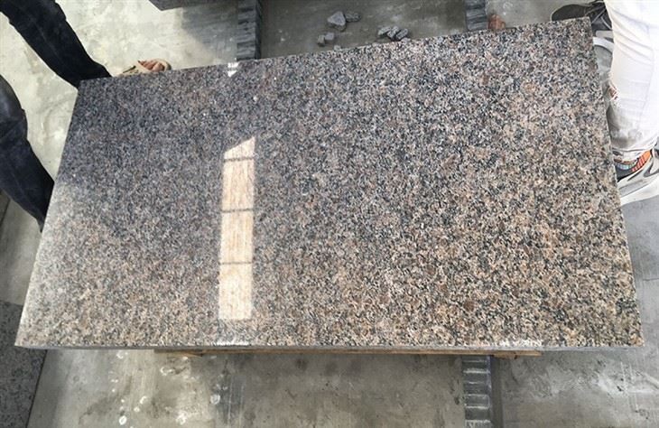 Ocre Itabira Tile